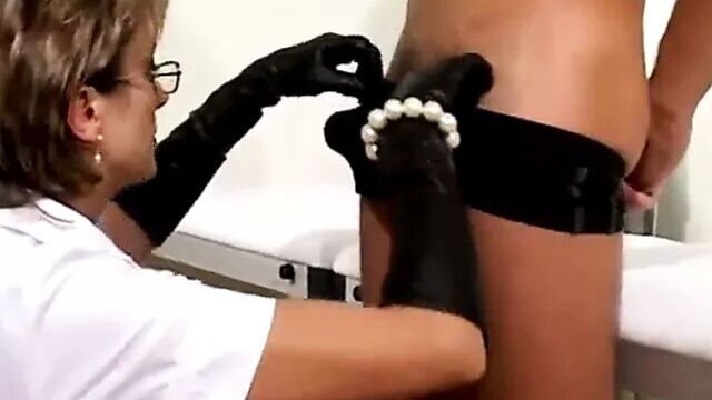 Lady Sonia Nurse Masturbation & Cum!