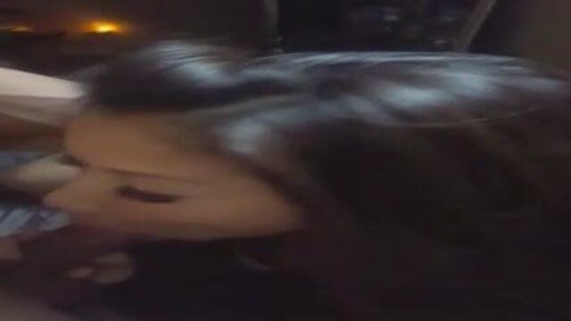 Sexy Vietnamese blows off her boyfriend