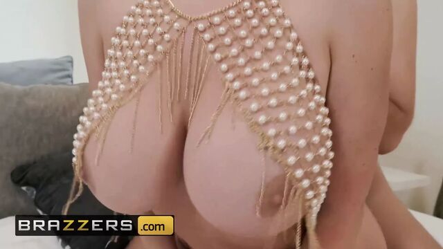 Baby Got Boobs - Savannah Bond Keiran Lee - The Wetter