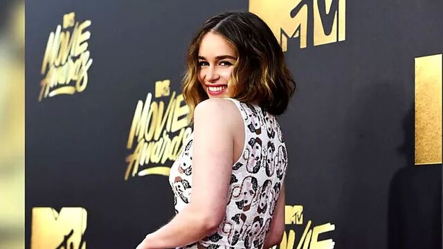 Emilia Clarke and Sophie Turner Jerk Off Challenge