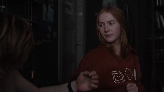 Gina Alice Stiebitz Dark S01E09