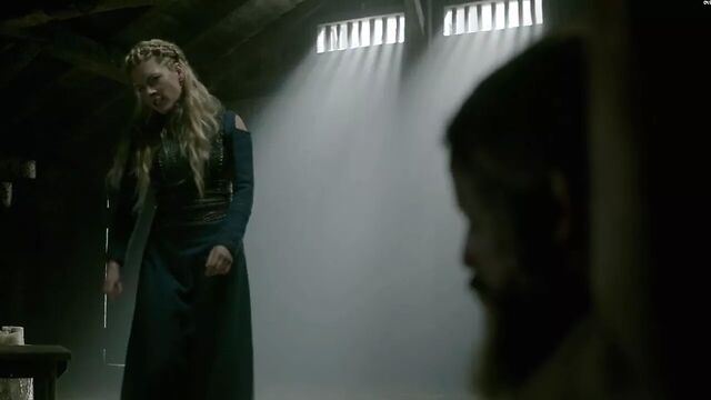 Katheryn Winnick - ''Vikings'' S05E02