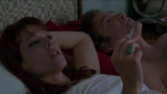 Sigourney Weaver cheating under covers and smoking after sex