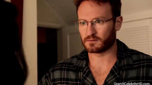 Kristen Bell and Jenny Slate - House of Lies S04E03