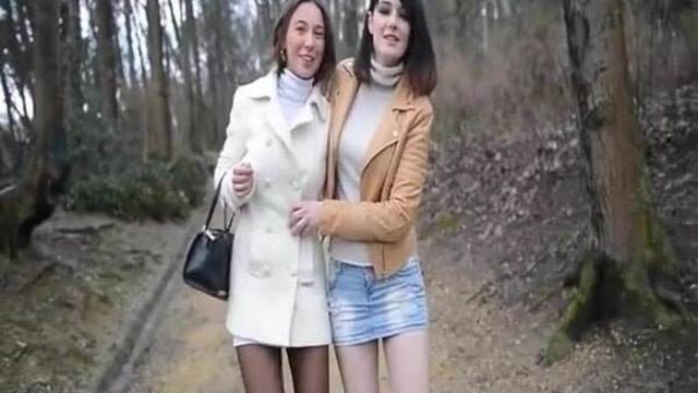 Julie Meets a Naughty Girl