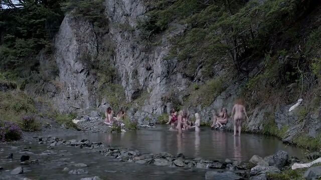 Elisabeth Moss - Top Of The Lake