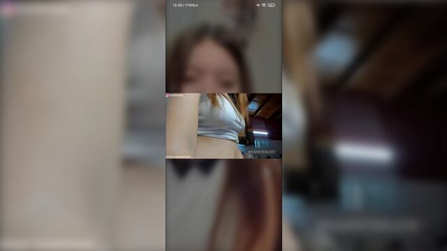 Kiarafonseca shows pussy in live sex show