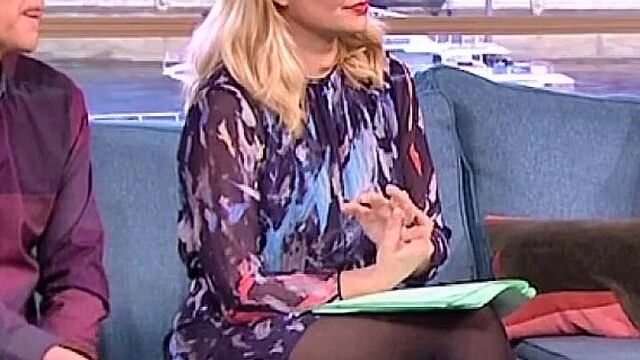 HOLLY WILLOUGHBY PANTYHOSE PLEASURE