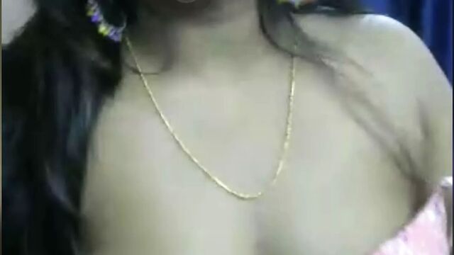 Yoursophia, Tamil aunty