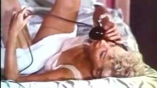 Lily St Cyr - Beautiful Legs